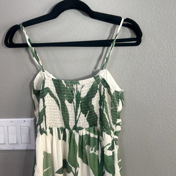 A Peach Tropical Jumpsuit Small - Picture 5 of 7